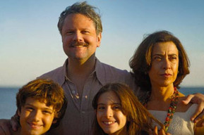 Foto locandina Io sono ancora qui